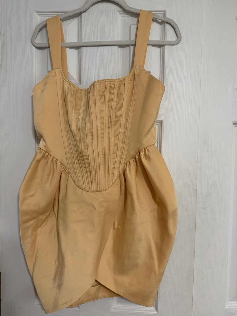 Pretty little thing yellow light boning tulip dress size 8 coquette